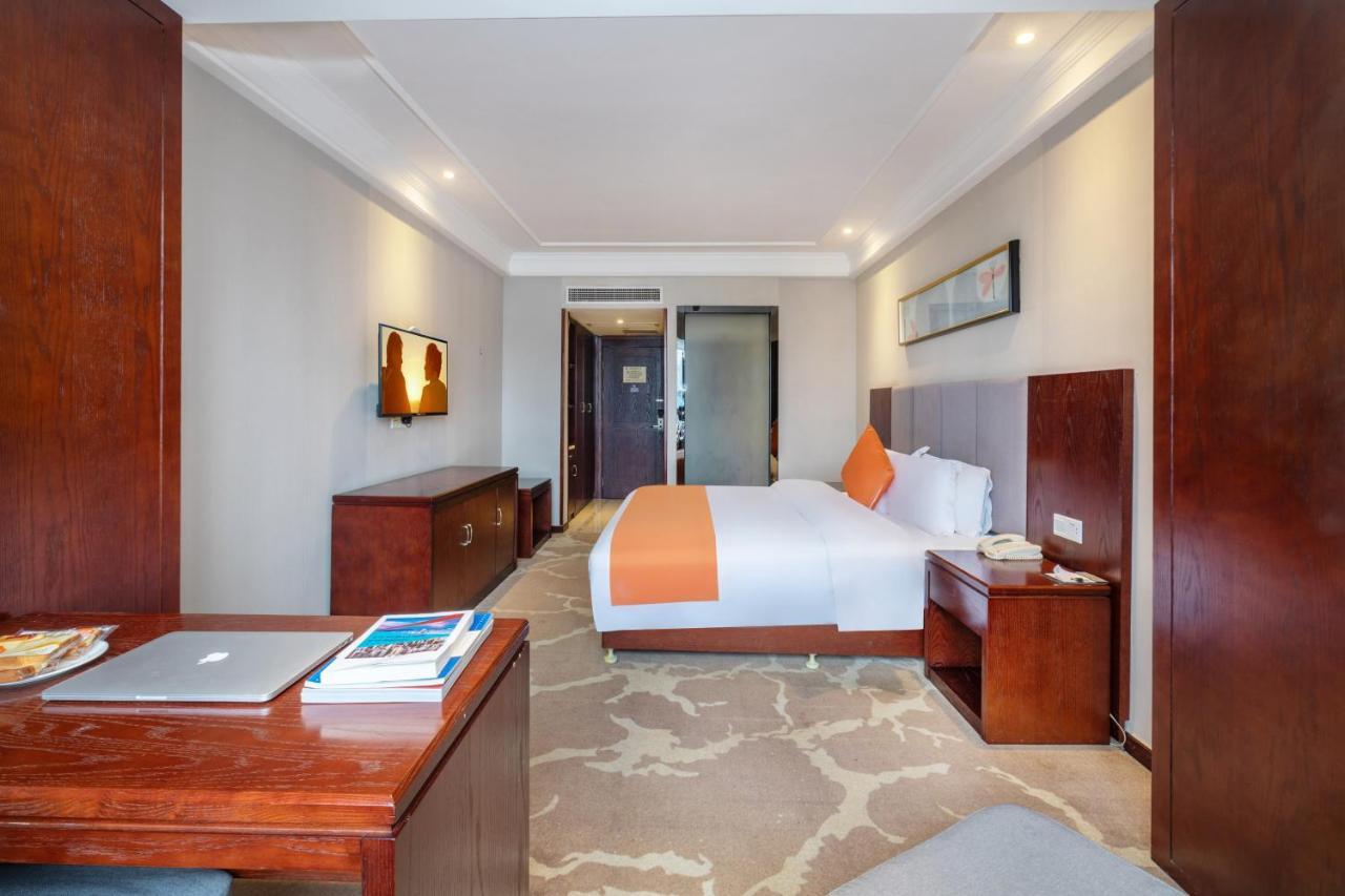 Huzhou Wealth Hotel Eksteriør bilde